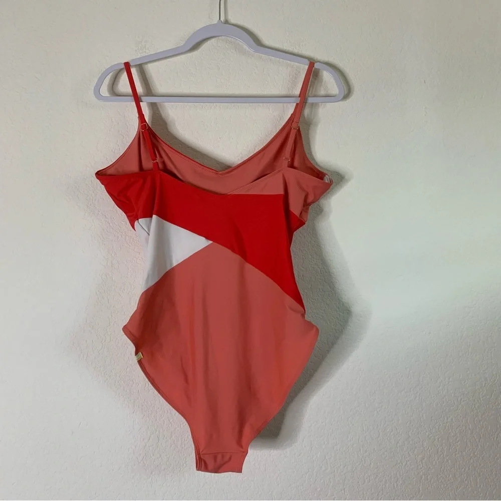 Summersalt Womens the Marina one piece swimsuit 14 - Picture 6 of 9